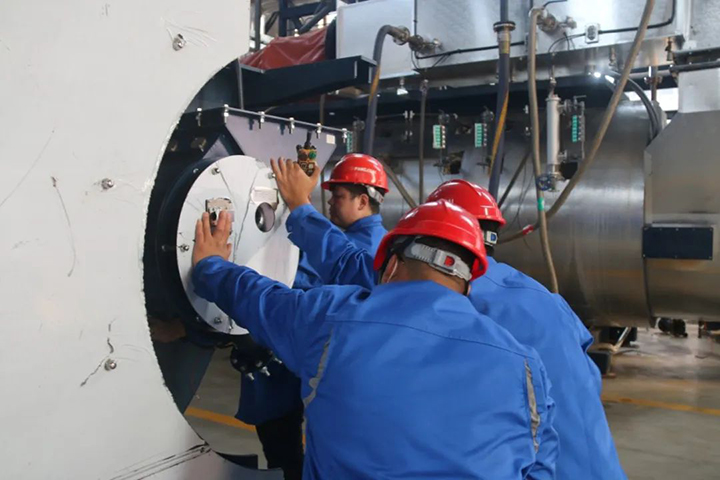 方快鍋爐安裝現(xiàn)場(chǎng).jpg 方快鍋爐安裝現(xiàn)場(chǎng).jpg